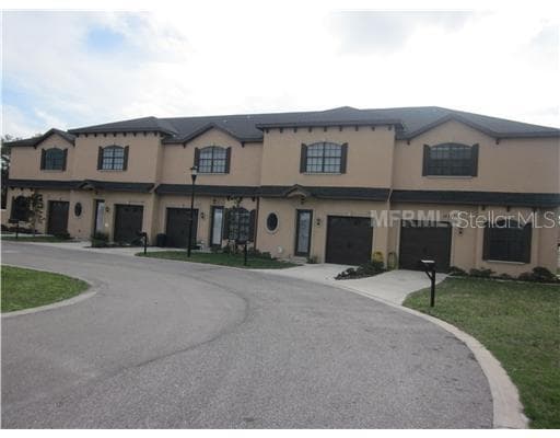 10289 VILLA PALAZZO COURT TAMPA, FL 33615