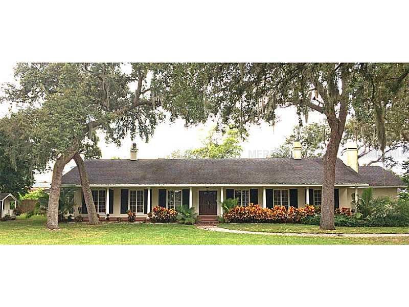 10 EAGLE LANE