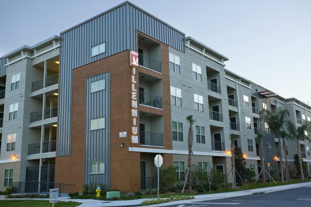4400 W SPRUCE STREET UNIT 409 TAMPA, FL 33607