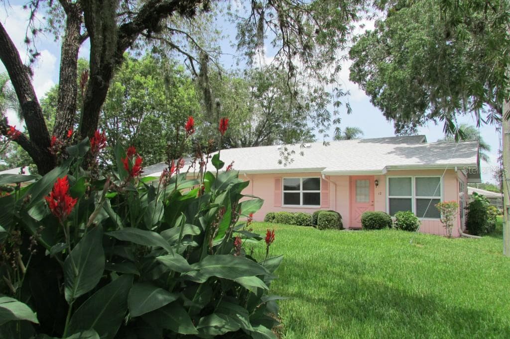 401 DE GRASSE UNIT 12 SUN CITY CENTER, FL 33573