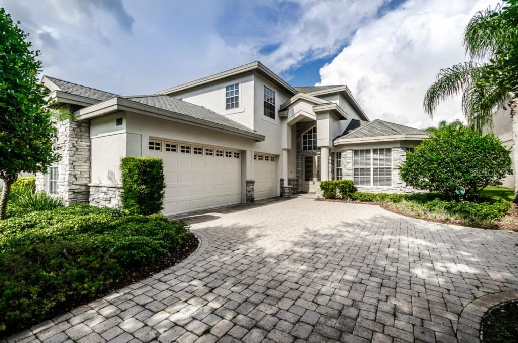 2218 CYPRESS HOLLOW COURT SAFETY HARBOR, FL 34695