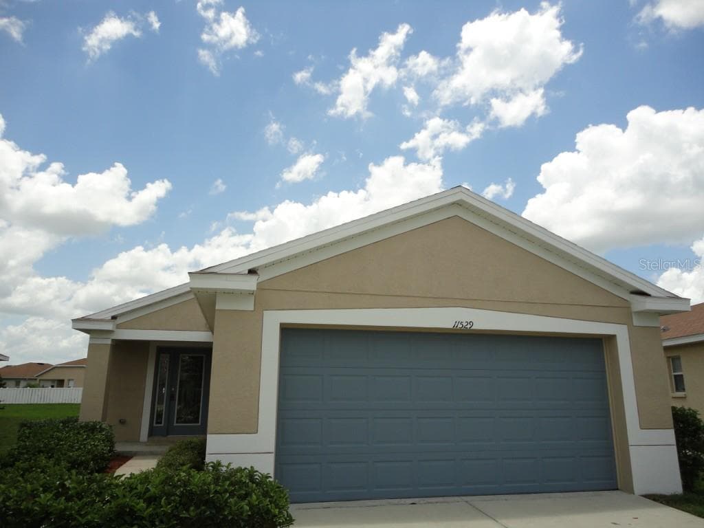 11529 BAY GARDENS LOOP