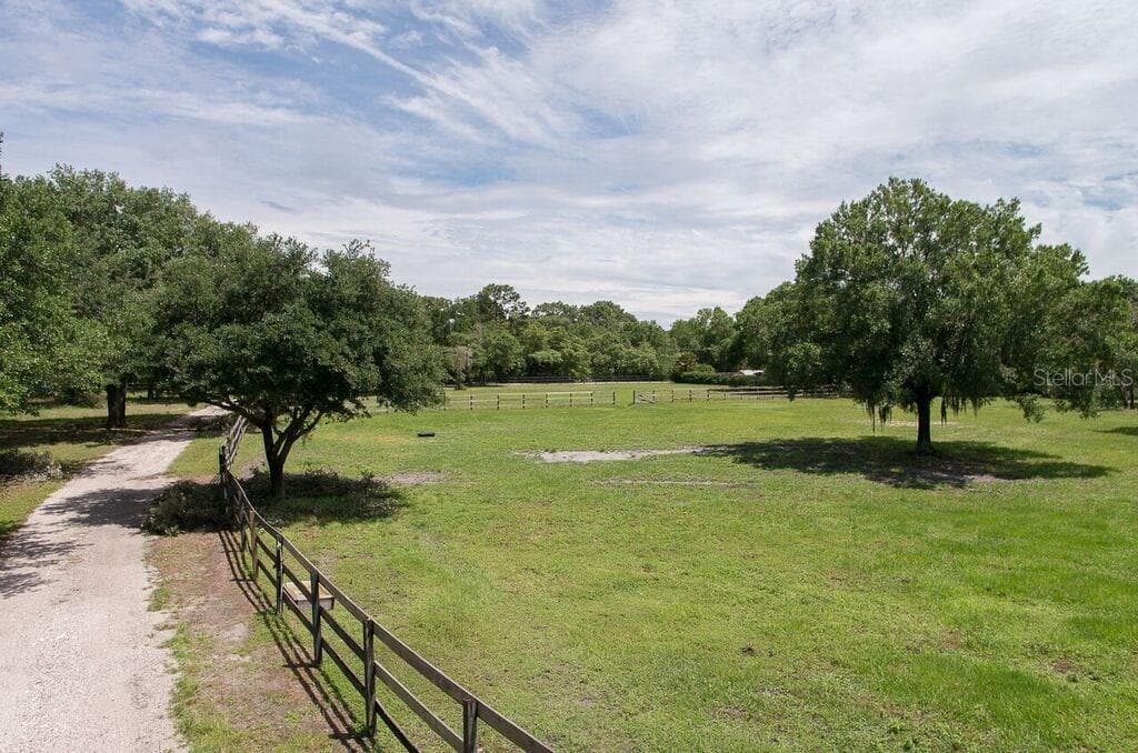 18002 MCKINNON ROAD ODESSA, FL 33556