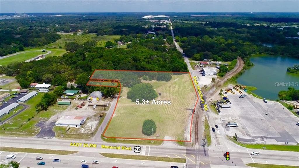 3232 MEMORIAL BOULEVARD LAKELAND, FL 33801