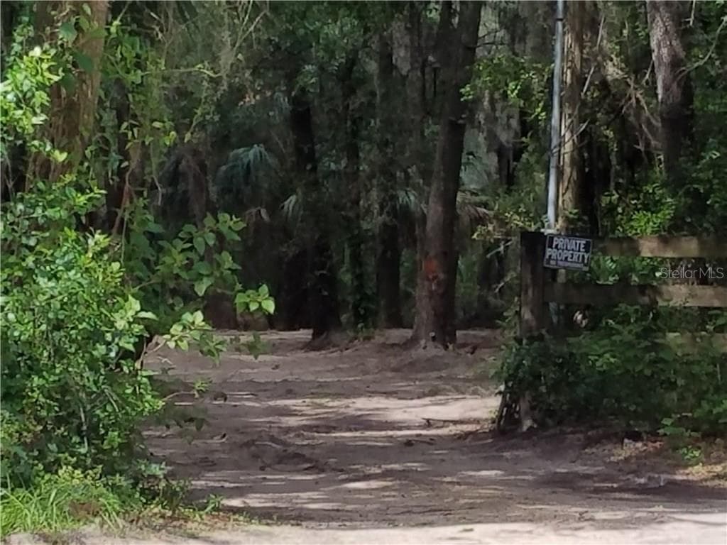 9703-B CARR ROAD (OFF BOYETTE) ROAD RIVERVIEW, FL 33569