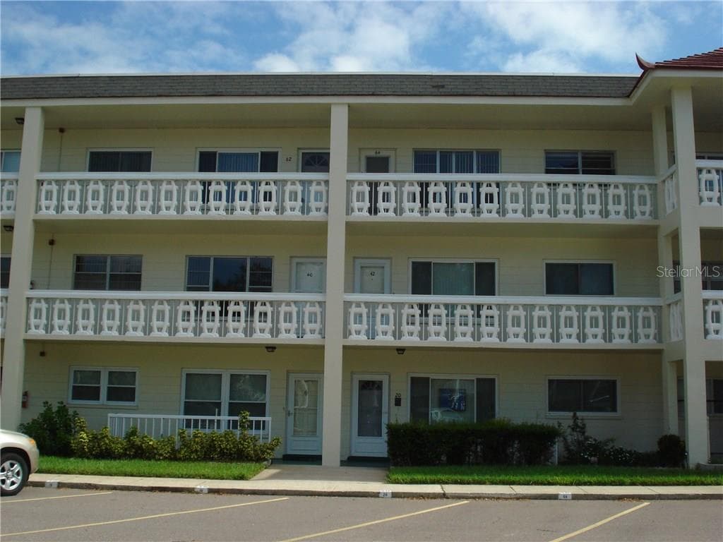 2452 BRAZILIA DRIVE UNIT 40 CLEARWATER, FL 33763