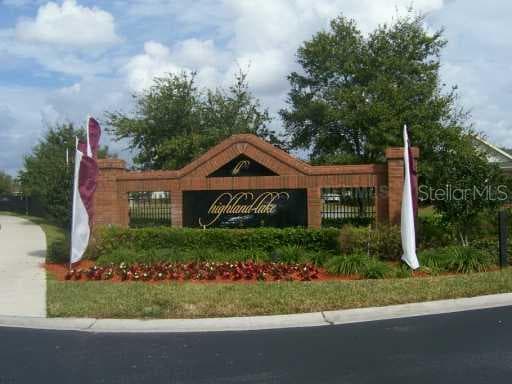 WINDSOR LAKE COURT UNIT 10520 TAMPA, FL 33626