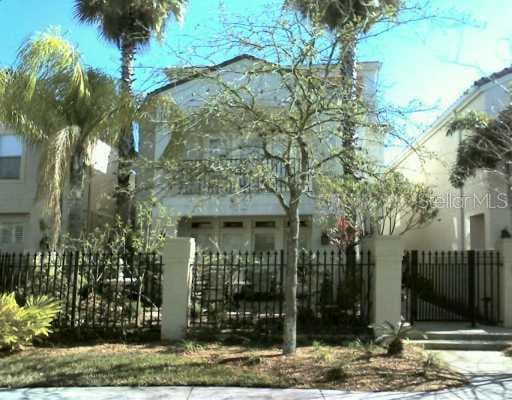 1026 ROYAL PASS ROAD TAMPA, FL 33602