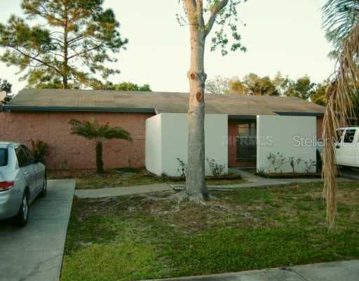 7939 WOODGLEN CREEK TAMPA, FL 33615