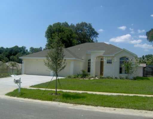 1204 ROCKHAMPTON LANE DOVER, FL 33527
