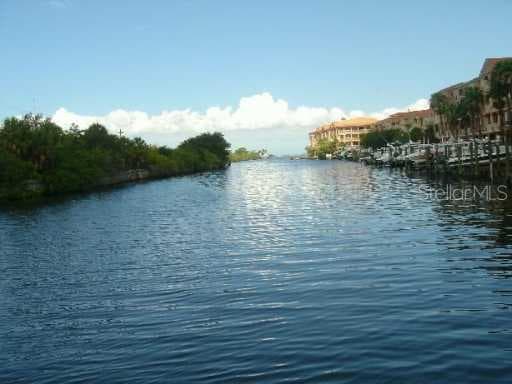 5000 CULBREATH KEY WAY UNIT 4-107
