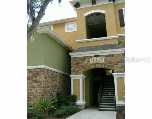 10125 COURTNEY PALMS BOULEVARD UNIT 102 TAMPA, FL 33619