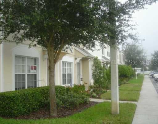1251 THROCKMORTON DRIVE WESLEY CHAPEL, FL 33543