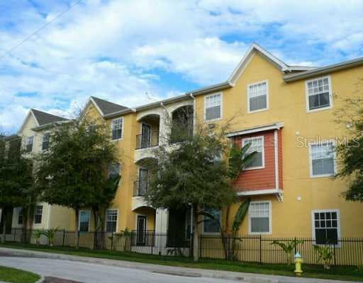 1810 E PALM AVENUE UNIT 2204 TAMPA, FL 33605