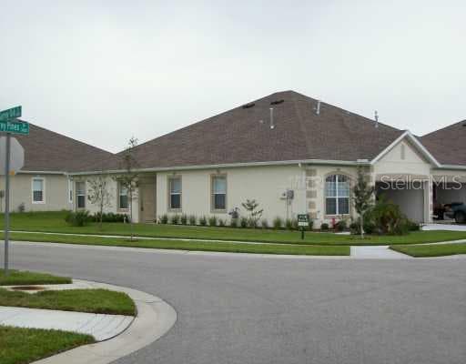 7449 SURREY PINES DRIVE APOLLO BEACH, FL 33572