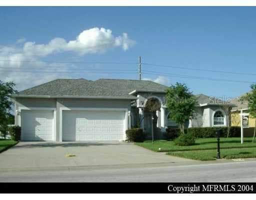 3914 VALRICO GROVE DRIVE VALRICO, FL 33594