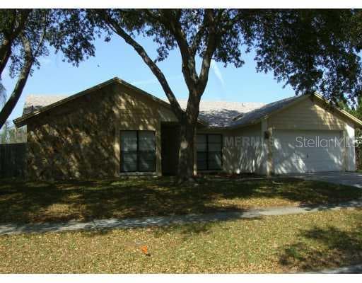 1316 CORNER OAKS DRIVE BRANDON, FL 33510