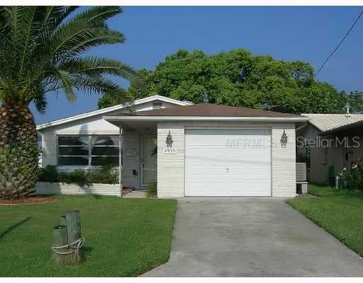 4935 BONITO DRIVE NEW PORT RICHEY, FL 34652