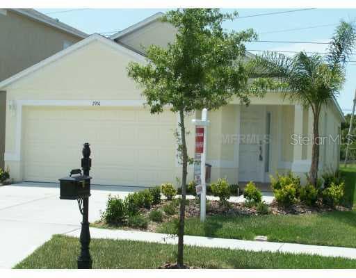 7910 CARRIAGE POINTE DRIVE GIBSONTON, FL 33534