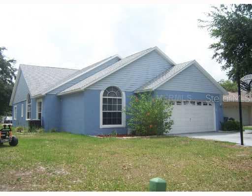 196 LORI COURT UMATILLA, FL 32784