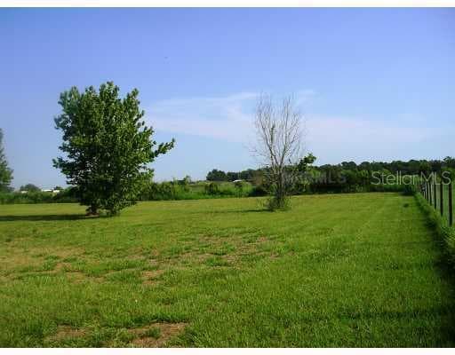 13844 SWEAT LOOP ROAD WIMAUMA, FL 33598