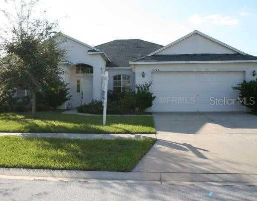 11723 GROVE ARCADE DRIVE