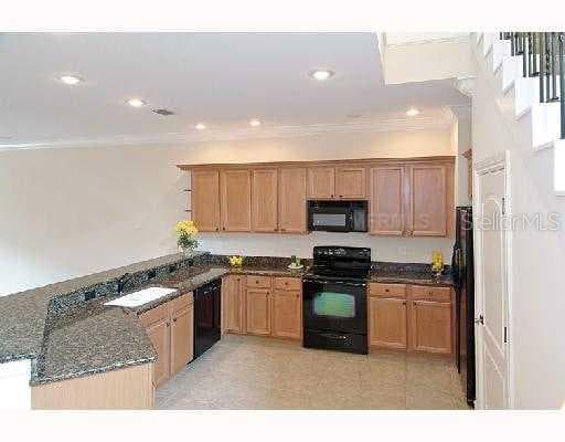 10428 LA MIRAGE COURT TAMPA, FL 33615