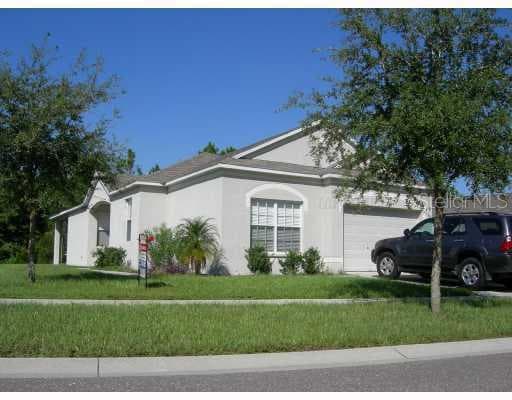 6136 KITERIDGE DRIVE LITHIA, FL 33547