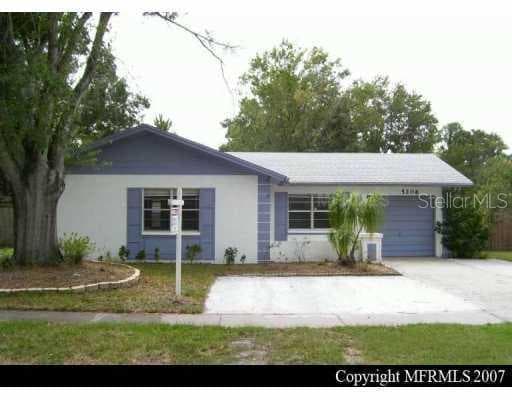 5206 CARROLLWOOD MEADOWS DRIVE TAMPA, FL 33625
