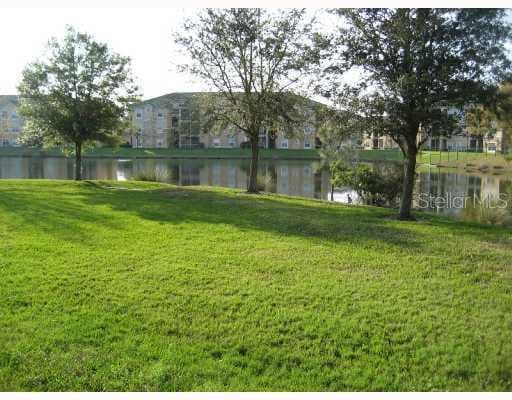 18530 PEBBLE LAKE COURT TAMPA, FL 33647