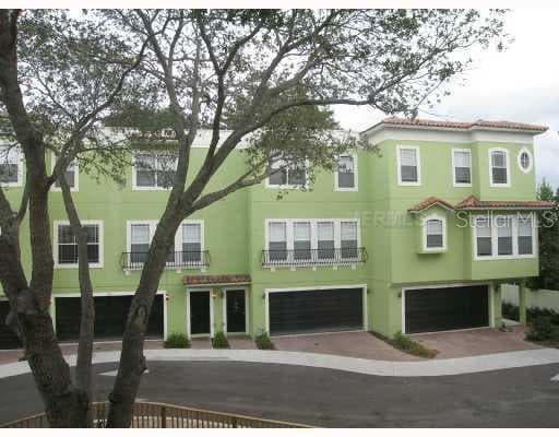 3826 W CLEVELAND STREET UNIT 205 Tampa, FL 33609