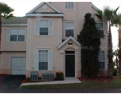 9210 LAKE CHASE ISLAND WAY UNIT 9210 TAMPA, FL 33626