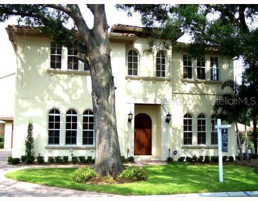 4001 CALLE DELFIN COURT TAMPA, FL 33611