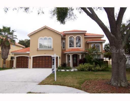 3822 W SAN LUIS STREET TAMPA, FL 33629