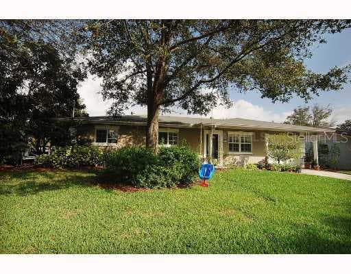 4813 W BAY VILLA AVENUE TAMPA, FL 33611
