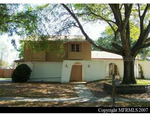 4402 LARKFIELD LANE TAMPA, FL 33624