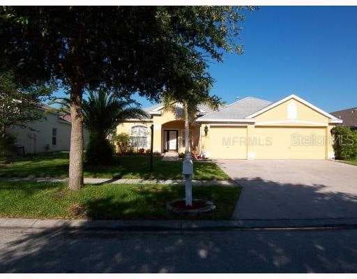 10512 WEYBRIDGE DRIVE Tampa, FL 33626