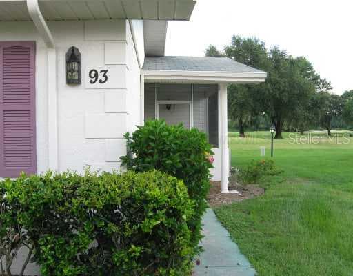 301 CANTON COURT UNIT 93 SUN CITY CENTER, FL 33573