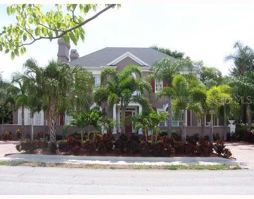 3801 BAYSHORE TAMPA, FL 33611
