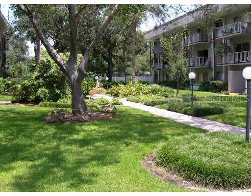 4610 W GRAY STREET UNIT 104 TAMPA, FL 33609