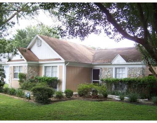 8501 MISTY RIVER COURT TAMPA, FL 33637