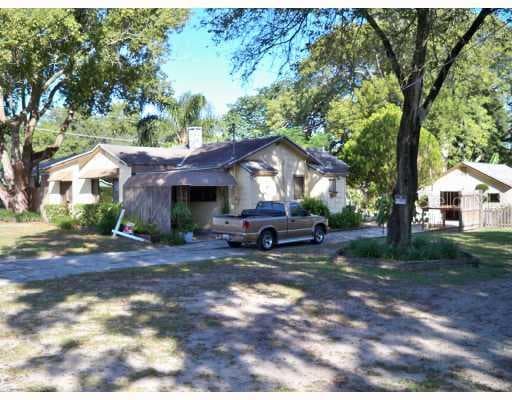 1504 E ANNONA AVENUE TAMPA, FL 33612