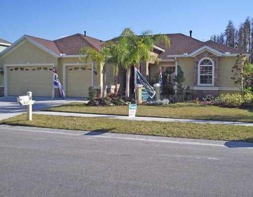 1837 BEACONSFIELD DRIVE WESLEY CHAPEL, FL 33543