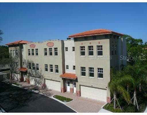 658 SIREN WIND LANE CLEARWATER, FL 33756