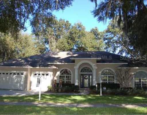 2412 VALRICO FOREST DRIVE VALRICO, FL 33594