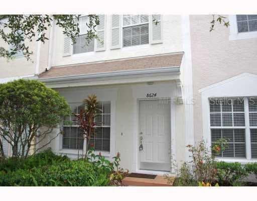 8624 HUNTERS KEY CIRCLE TAMPA, FL 33647