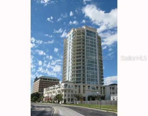 450 KNIGHTS RUN AVENUE UNIT 1101 TAMPA, FL 33602