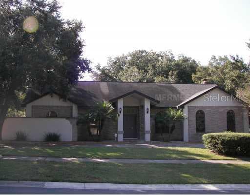 2211 WHITLOCK PLACE DOVER, FL 33527