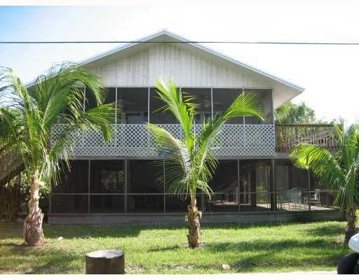9294 COCONUT PALM LANE LGI, FL 33946