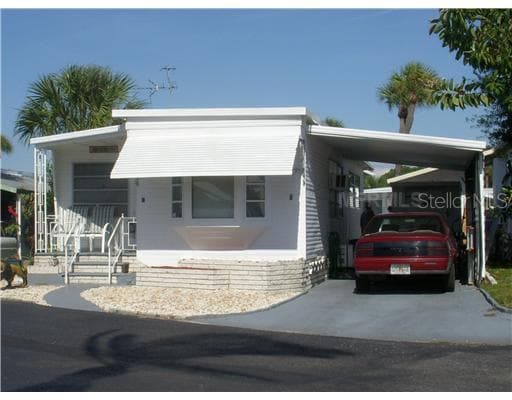 4851 W GANDY BOULEVARD UNIT B5L1 TAMPA, FL 33611